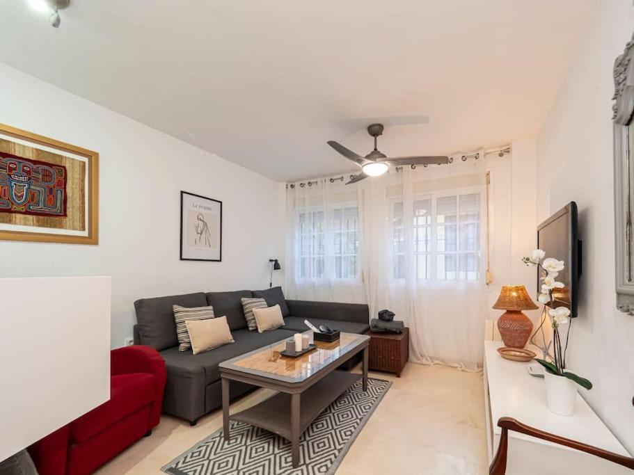 Tranquilo Y Bonito Apartamento A 10 Min Del Centro Málaga Kültér fotó