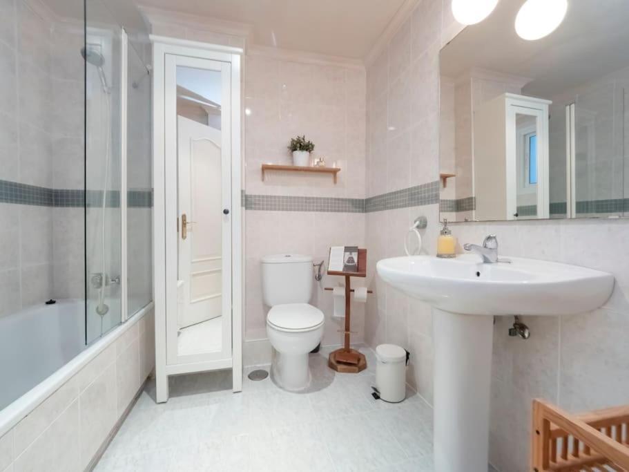 Tranquilo Y Bonito Apartamento A 10 Min Del Centro Málaga Kültér fotó